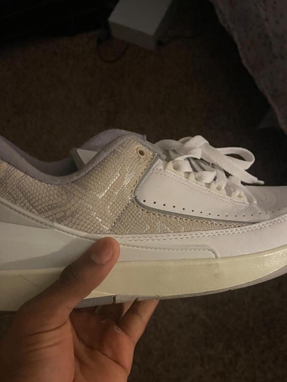 Men’s  White Low-Top Fashion Sneakers